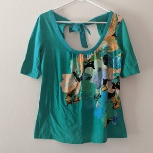 Anthropologie Akemi + Kin Brilliant Bow Teal Floral T Shirt with Tie Back Small